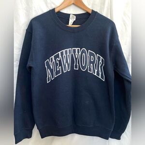 Vintage New York Crewneck Sweatshirt, Navy Blue, Gildan, Unisex Size S